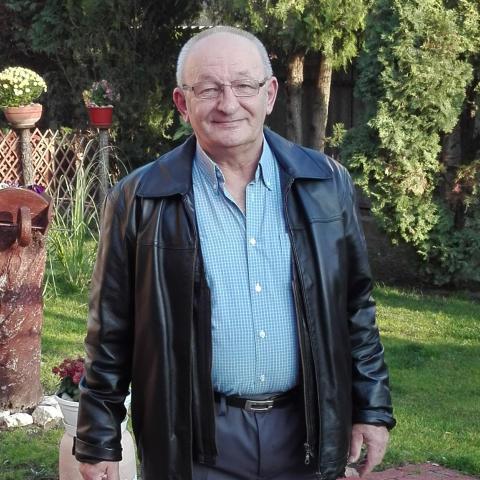 József, 72 éves társkereső profilképe (Szigethalom, 3065153)