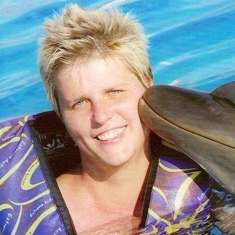 delfin nő társkereső özvegy nő keres férfit a házasság