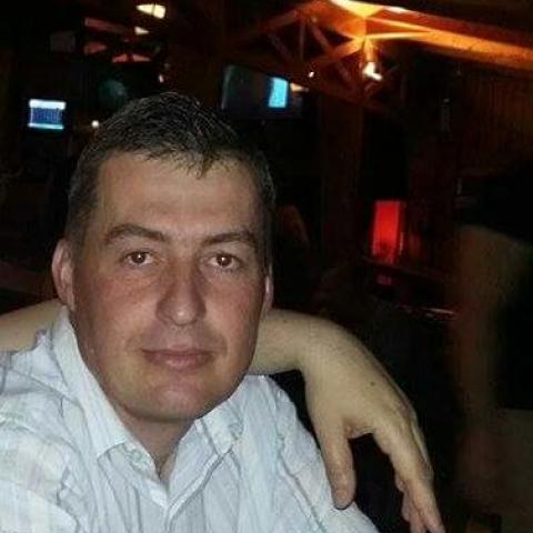 Peti, 49 éves társkereső profilképe (Hódmezővásárhely, 3443653)