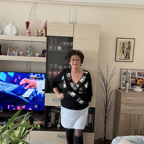 Magdi, 68 éves társkereső profilképe (Hajdúböszörmény, 4750857)