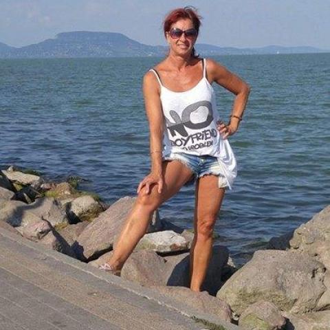 Tündi, 53 éves társkereső nő - Lenti