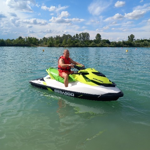 Krisztián, 40 éves társkereső profilképe (Dunaharaszti, 3949861)