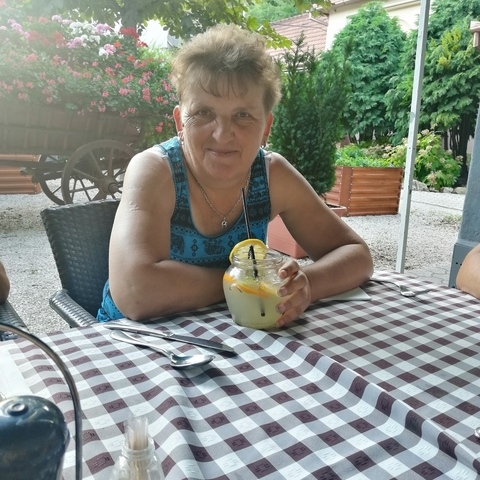 Éva, 54 éves társkereső profilképe (Okány, 4393761)