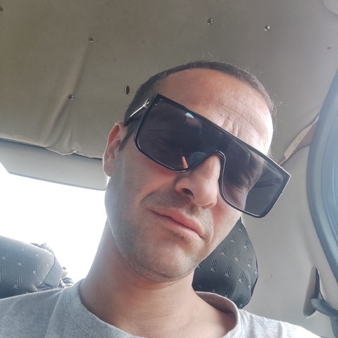 Krisztián, 37 éves társkereső profilképe (Csitár, 4413667)