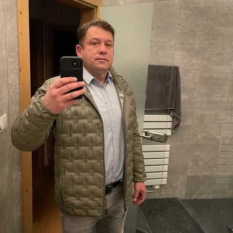 Gábor, 54 éves társkereső profilképe (Szombathely, 4074967)