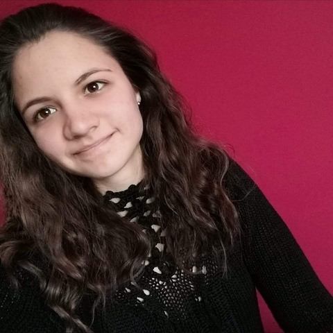 Fanni, 18 éves társkereső nő - Borsosberény