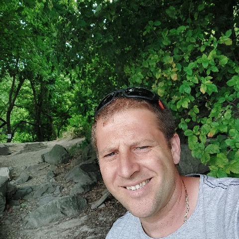 István, 41 éves társkereső profilképe (Dunaföldvár, 4533270)