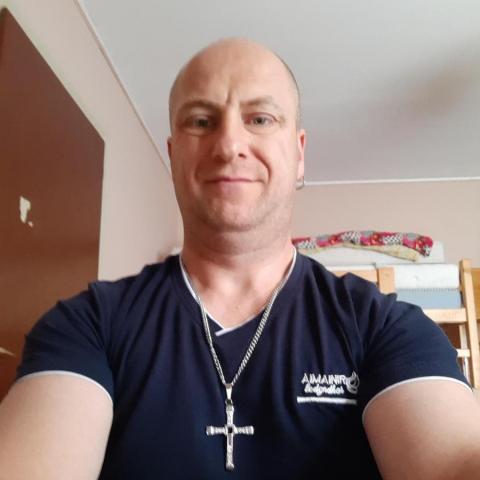 Zsolt, 48 éves társkereső profilképe (Csorna, 3498771)