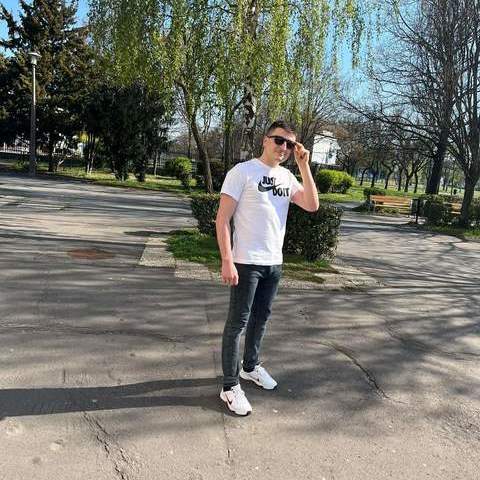 Norbi, 26 éves társkereső profilképe (Győr, 4193173)