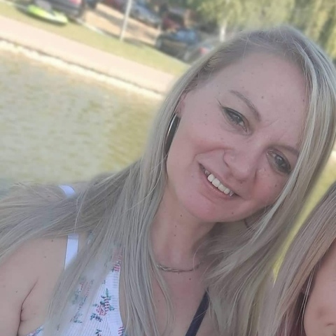 Timi, 43 éves társkereső profilképe (Baja, 4251374)