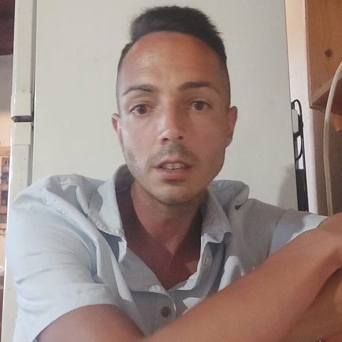 Zoltán, 22 éves társkereső profilképe (Bátonyterenye, 4289976)