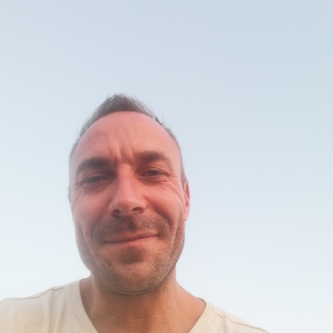 Zsolt, 44 éves társkereső profilképe (Maria Enzersdorf (Lower Austria, Ausztria), 4422578)