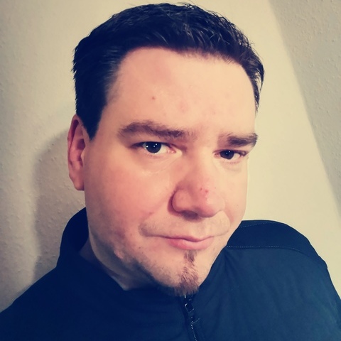 Zsolt, 39 éves társkereső profilképe (Maglód, 4147680)