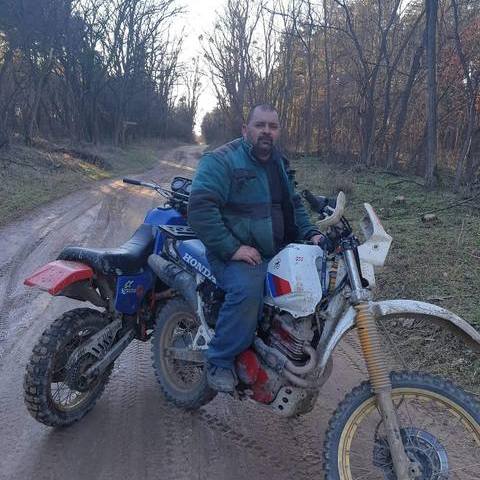 Zoli, 43 éves társkereső férfi - Pápa