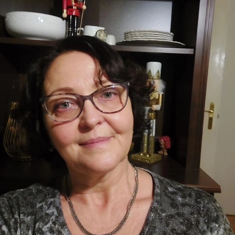 Anna, 62 éves társkereső profilképe (Dorog, 4123484)