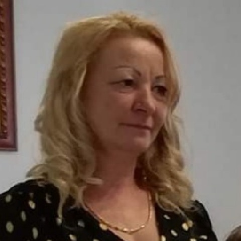 Kriszta, 53 éves társkereső profilképe (Székesfehérvár, 4093385)