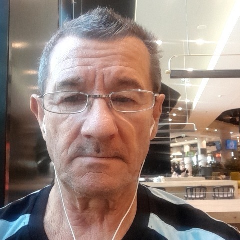 István, 72 éves társkereső profilképe (Budapest, VIII., 4418486)