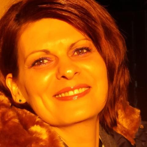 komoly társkereső kislemez azt kéne tudni, hogy a szülei