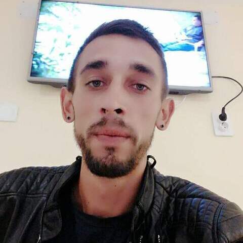 Róbert, 36 éves társkereső profilképe (Gyula, 4788787)