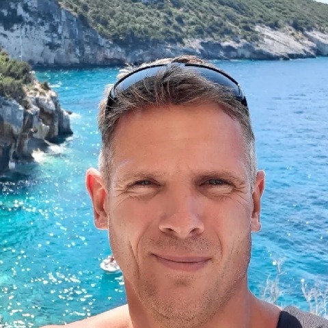 Zsolt, 46 éves társkereső profilképe (Budapest, XI., 3452687)