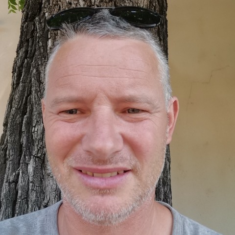Attila, 47 éves társkereső profilképe (Tengelic, 4207489)