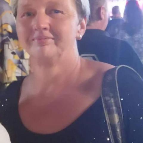 Zsuzsa, 59 éves társkereső profilképe (Bakonyszentlászló, 3727889)