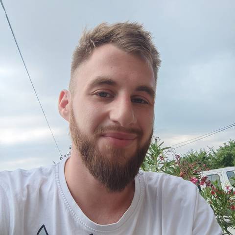 Tamás, 29 éves társkereső profilképe (Budapest, VIII., 3708391)