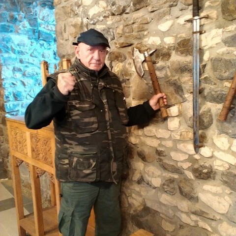 Csaba, 69 éves társkereső profilképe (Parádsasvár, 4283692)