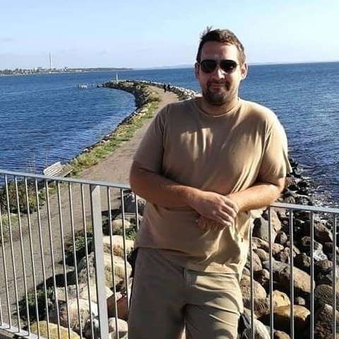 Tibor, 34 éves társkereső profilképe (Győr, 4032692)