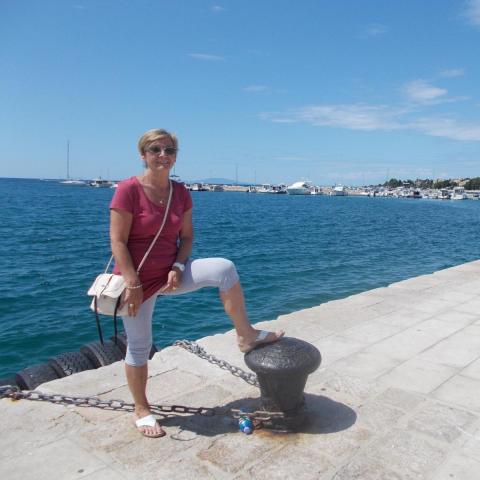 Zsuzsa, 68 éves társkereső nő - Makó