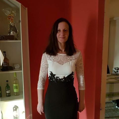 Andrea, 49 éves társkereső profilképe (Győr, 3560694)