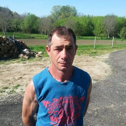 lot társkereső 25. és egyetlen ember
