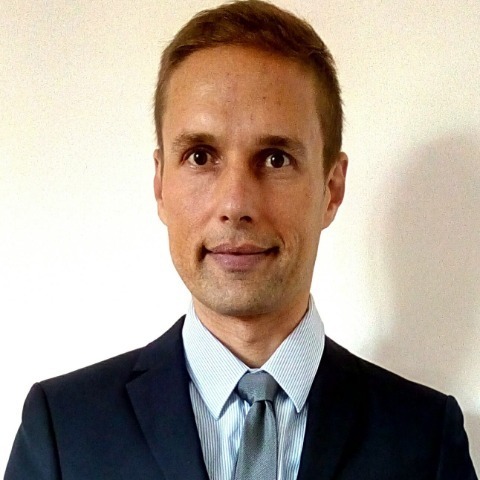 Zsolt, 43 éves társkereső profilképe (Győr, 3425097)