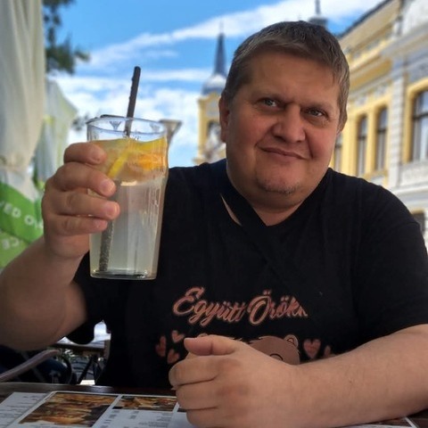 Pál, 48 éves társkereső profilképe (Várpalota, 4773199)