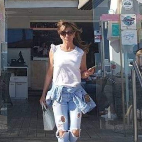 Adél, 46 éves társkereső profilképe (Velence, 4573799)